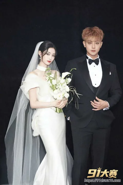 6W800px 娱乐圈明星 黄子韬 徐艺洋官宣当爸妈热搜 儿子疑似美国代孕 婚育旧闻与商K嫖娼被翻出!-6