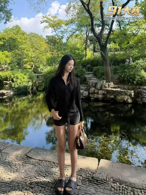 幸运社 1 中国最大的微信私域体系洛辰集团 幸运社(颜社) 女性会员调教性爱视频流出!-1