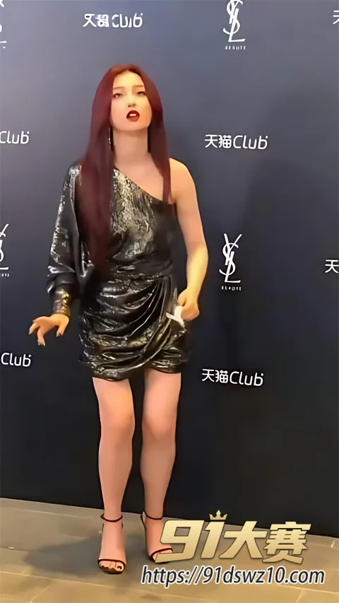 1 拷贝upscayl4xupscayllite4x 每日大赛之 带着跳蛋玩户外系列 第一弹 神奇的小玩意 各种场合令女神欲罢不能 操控骚逼的人生-1