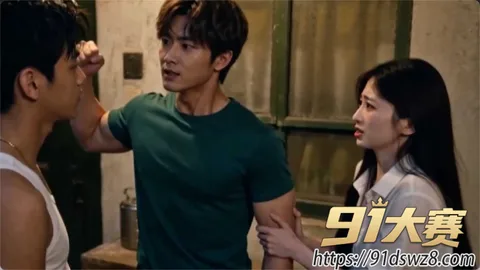 Snipaste20260929112630 AI成人短剧 高三爱情故事10 过去篇小怡昧昧篇1 小怡和丈夫缠绵 妹妹偷看两人亲密 !-1