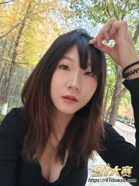 photo20260929155329W800px 山东潍坊极品舞蹈生 郭学薇 淫贱嫩妹小母狗 身材火辣调教口交颜射 气质干净迷人-1