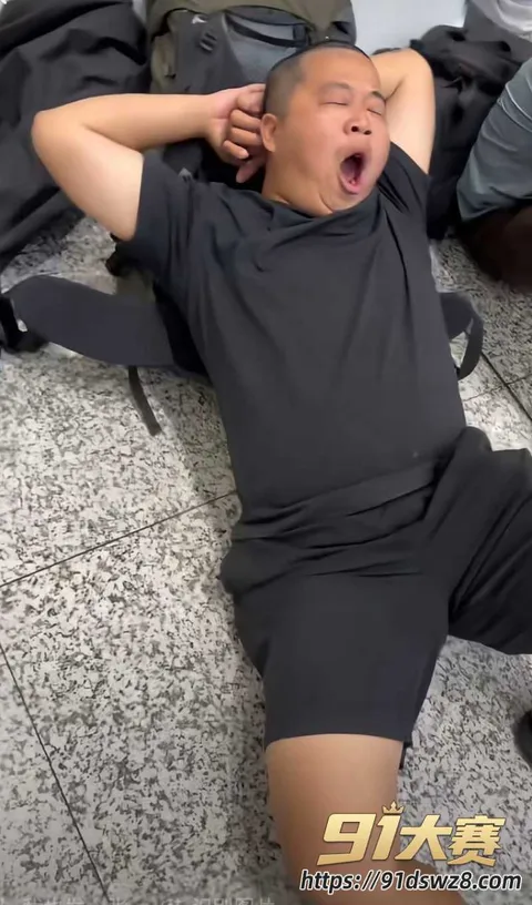 男一4W800px 抖音30万粉女网红 我就是图图 被蓝战非爆料出轨 曾发毒誓保证结果当晚被抓实锤-8
