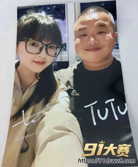合2W800px 抖音30万粉女网红 我就是图图 被蓝战非爆料出轨 曾发毒誓保证结果当晚被抓实锤-11