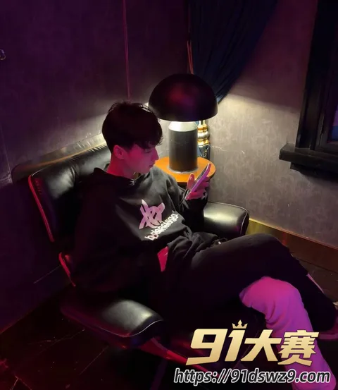 IMAGE 20261002 18:58:59 抖音6.2万粉女网红 小小小雪球儿 被爆脚踏两条船 拆穿后还说自己无辜 责任全推给男方又当又立-18