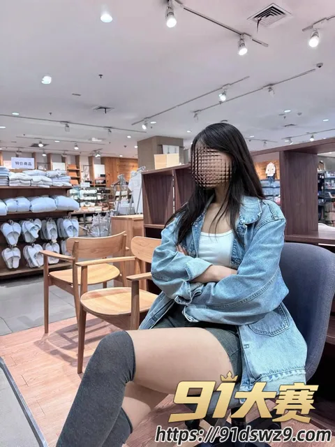 IMAGE 20261003 11:47:03 海角大神 30岁堂姐 找机会说服堂姐在操一次屁眼 想试试双洞齐插!-4