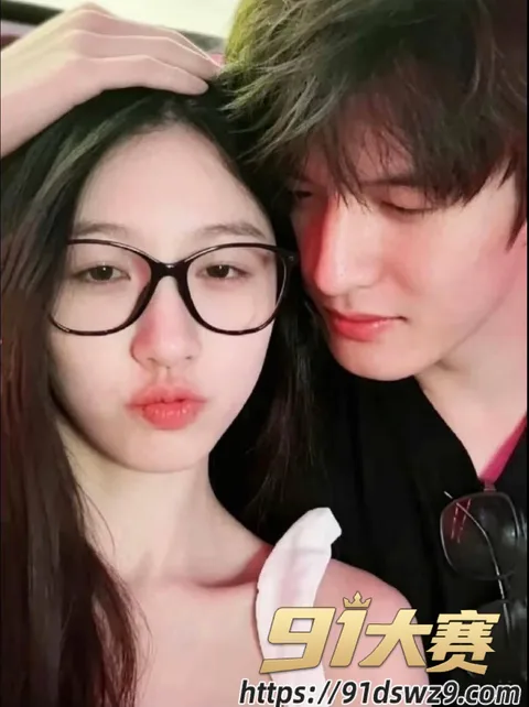 IMAGE 20261001 20:28:00 心动的信号9男嘉宾 赵希伦 恋爱公布就被扒海王 刚和女友分手就上恋综 沙玥儿这边还在公开贴脸-24