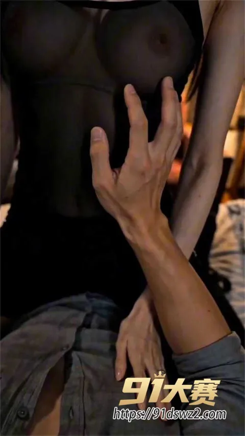 Snipaste20260827150138 AI成人短剧 快门沦陷第二集 极品身材女主穿透视黑蕾丝约拍 诱惑摄影师无法自-6