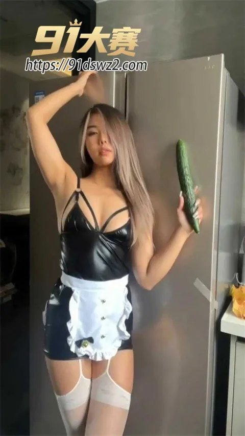 photo20260806153214 拷贝 推特颜值辣妹 黑闰润 大胸翘臀极品身材 淫荡女仆装卖弄风骚 让人血脉喷张-7