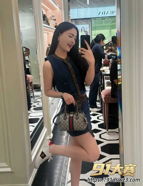 32W800px 抖音53w粉女网红 王小萌 被爆多段出轨 晒床酒店开房细节 劲爆多方撕逼-12