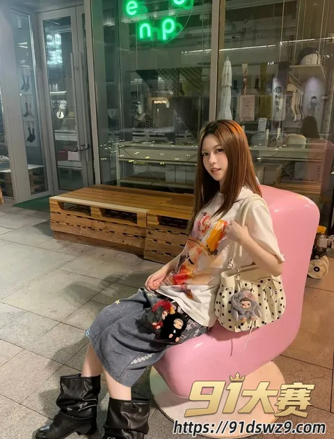 IMAGE 20261005 14:43:47 极品女网红 樱喰霓萘 被前男友再次爆料 说唱歌手孙敏捷称其出轨陪大哥 琪琪格被卷进无缝衔接-31