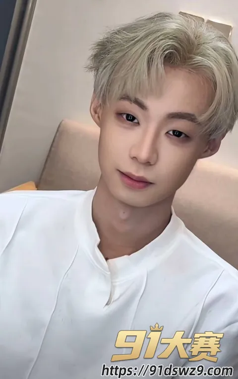 IMAGE 20261006 21:31:33 抖音2.4万粉无畏契约主播 新一 睡粉恋爱五年多次出轨 聊骚嫖娼骗钱女粉曝光-26