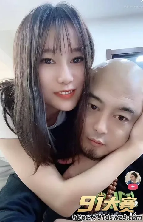 IMAGE 20261007 21:42:46 快手1260万粉男网红 丁老五 被爆睡女徒弟 前任刘文文也被指包养期间给他生女儿!-15