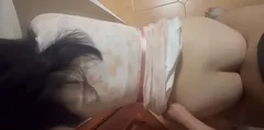 好久不见的小姨刚操一炮不过瘾 拉着侄子继续后入猛干 骚穴清理到流水