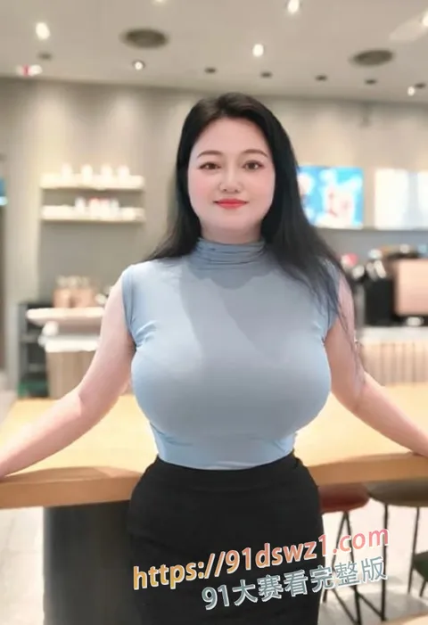 妖娆的丈母娘2 妖娆的丈母娘 巨乳丈母娘黑丝渔网旗袍分叉 漏逼满满诱惑 施展魅力太骚-2