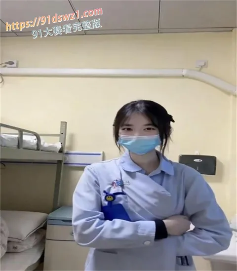 photo20260819101718 拷贝 西安医院 李佳佳 自曝与患者聚众淫趴超300次 遭患者偷拍后误发工作群 35分视频惨遭疯传 人生已到头-1