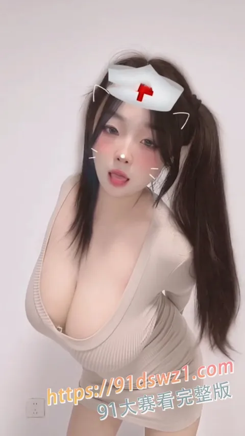 图4 抖音bbw身材网红 hour 梨形身材逆天巨乳 漏巨大乳晕擦边福利 极具视觉冲击力-4