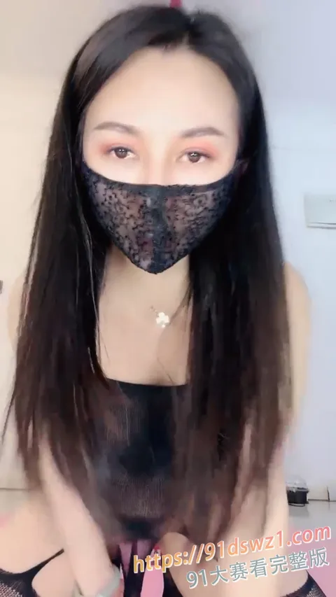 图8 国产主播黑丝少妇钢管舞 各种高难度姿势表演 妖娆的脸蛋配上动作极具诱惑感-8